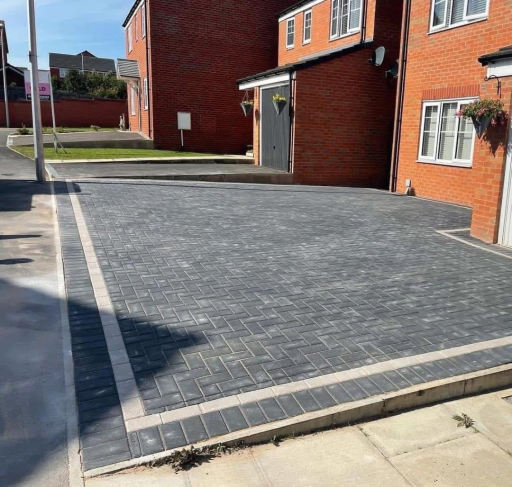 Block Paving Company Altringham 10 Medium