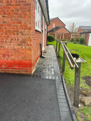 Driveway Company Altringham 38 Medium