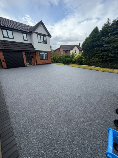 Resin Driveway Specialist Altringham 01 Medium